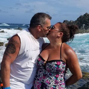 Meet your Posher, Maribel